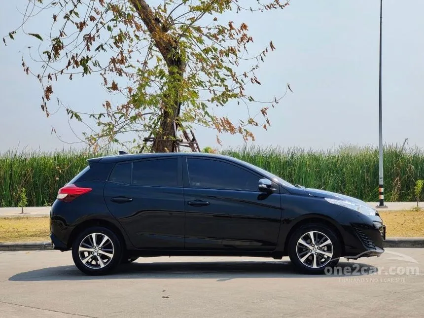 2020 Toyota Yaris Mid Hatchback