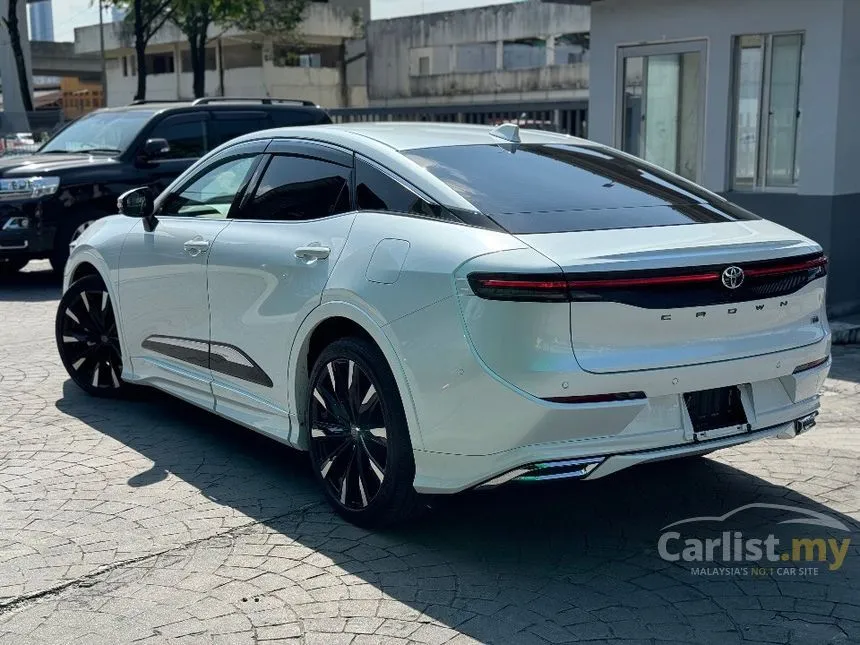 2023 Toyota Crown RS Advance Sedan