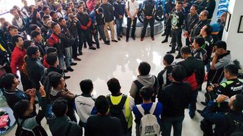 Komunitas R15 United Melebur Dengan Motorave