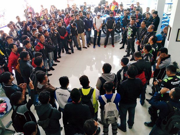 Komunitas R15 United Melebur Dengan Motorave