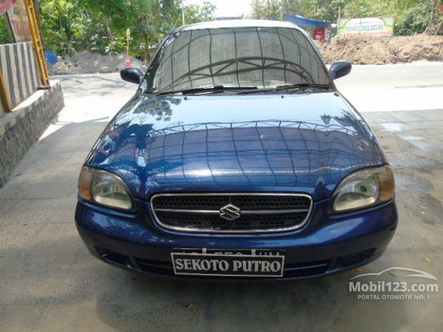Suzuki Baleno Mobil bekas dijual di Jawa-timur Indonesia 