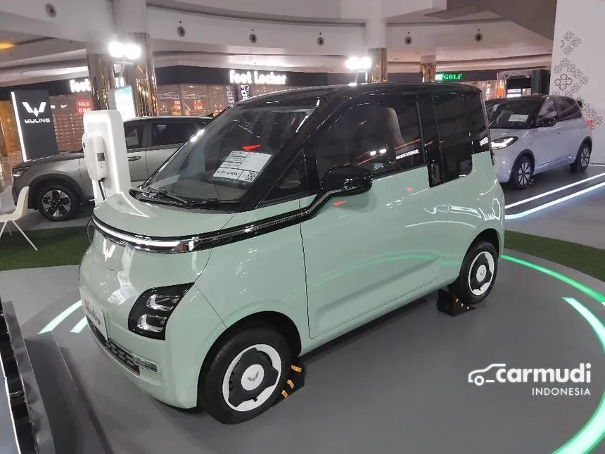 2025 Wuling Air EV Pro 300KM Hatchback