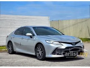 2021 Toyota Camry 2.5 V Sedan