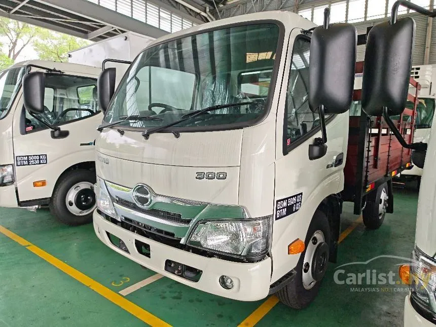 2026 Hino 300 Series XZU600R Lorry