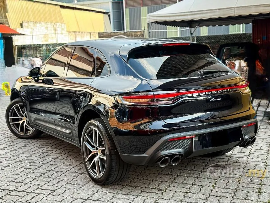 2022 Porsche Macan SUV