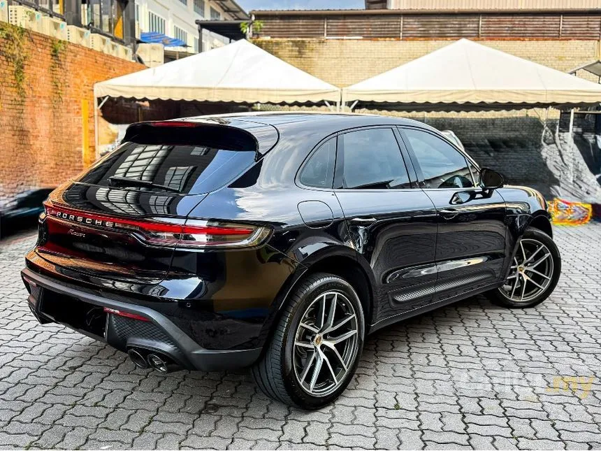 2022 Porsche Macan SUV