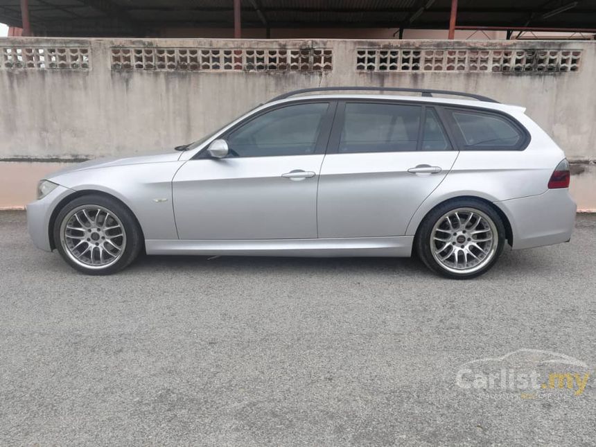 BMW 320d 2006 Touring 2.0 in Johor Automatic Wagon Silver 
