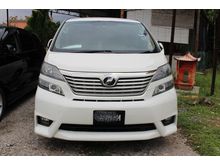 2010 Toyota Vellfire 2.4 Z MPV -- WELL MAINTAINED --