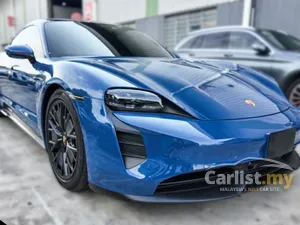2022 Porsche Taycan GTS Sedan