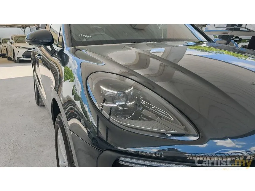 2022 Porsche Macan SUV
