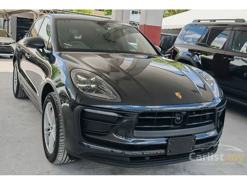 2022 Porsche Macan SUV