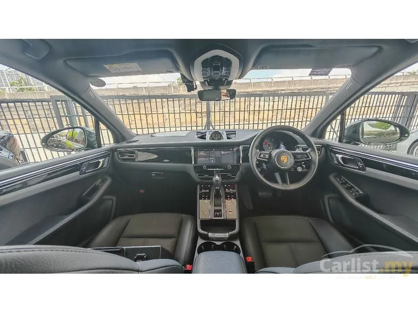 2022 Porsche Macan SUV