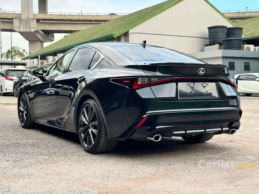 2022 Lexus IS 300 F Sport Sedan