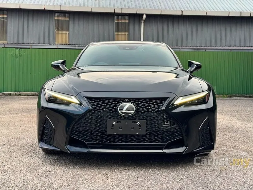 2022 Lexus IS 300 F Sport Sedan