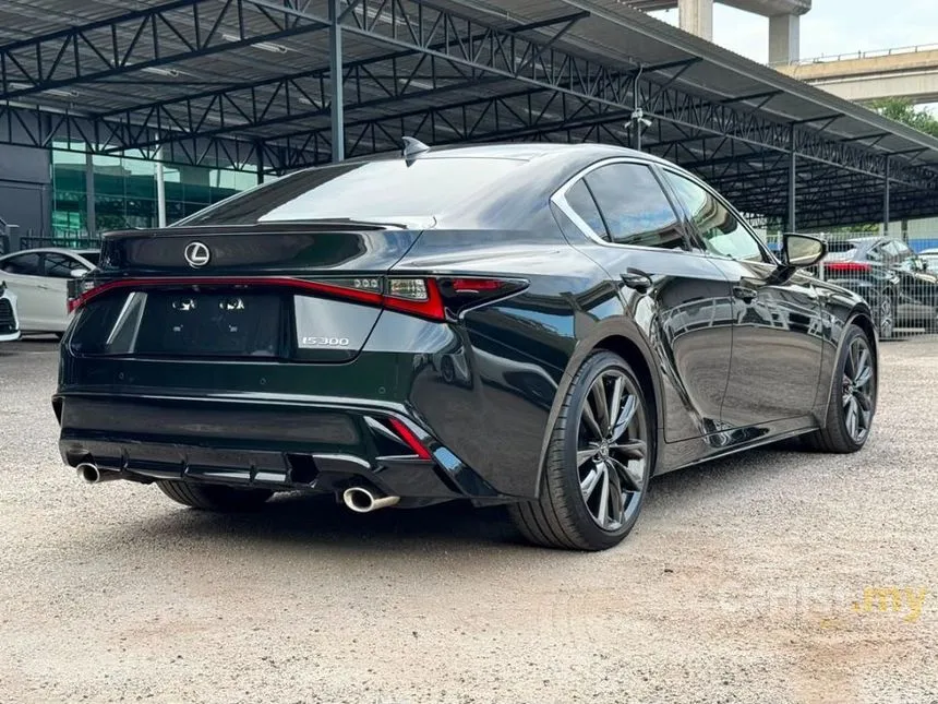 2022 Lexus IS 300 F Sport Sedan