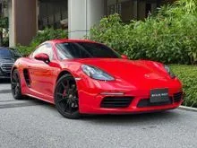 2018 Porsche 718 2.0 Cayman Coupe