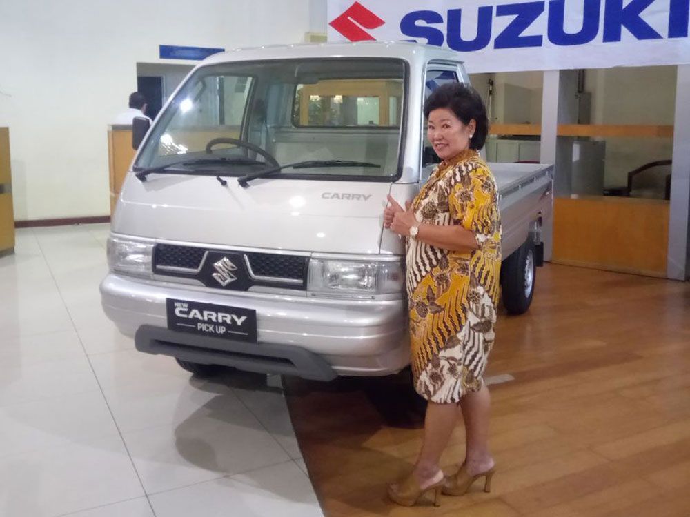 Pemilik Sambal Bu Rudy Gunakan 8 Unit Suzuki Carry Pick Up