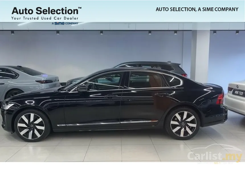 2024 Volvo S90 Recharge T8 Ultimate PHEV Sedan