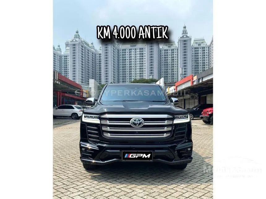 2024 Toyota Land Cruiser 300 VX-R SUV