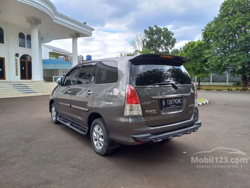 Jual Mobil Toyota Kijang Innova 2009 G 2.0 di Jawa Barat Automatic MPV ...