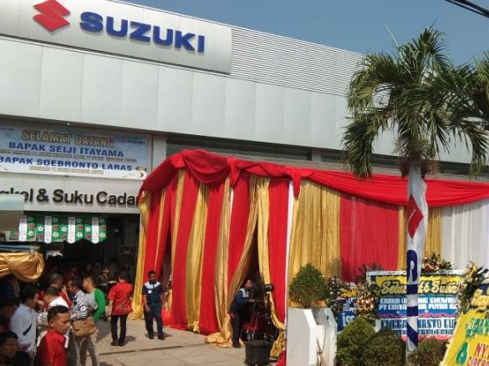 Suzuki Resmikan Dealer Relokasi di Cirebon
