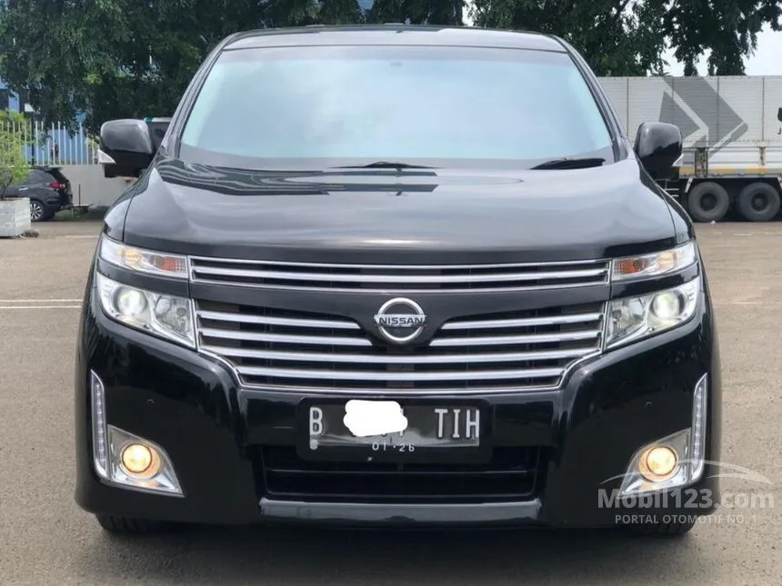 2013 Nissan Elgrand Highway Star MPV