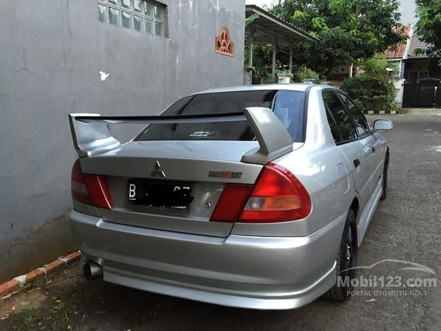 Jual Mobil  Mitsubishi Lancer 2000  1 8 di Banten Manual 