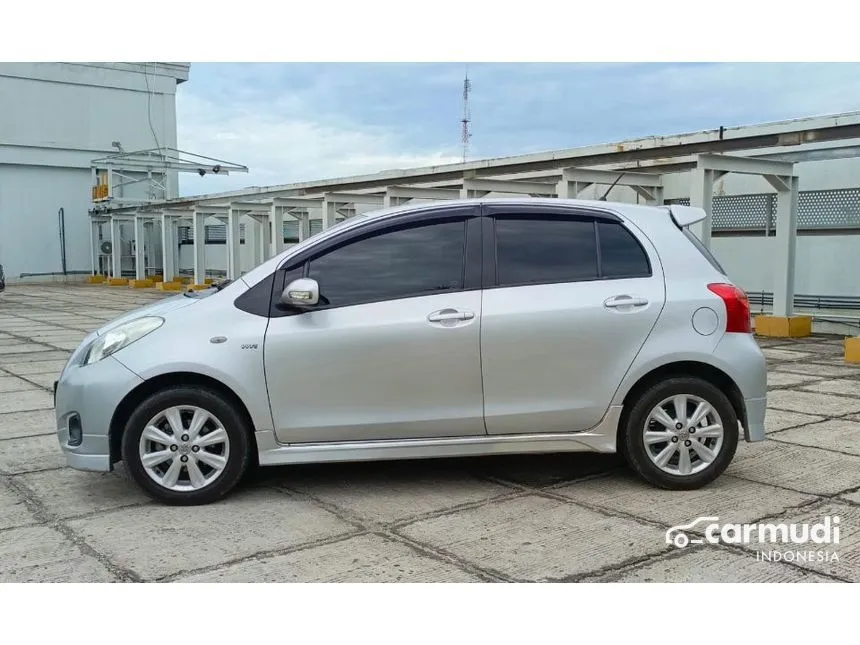 2012 Toyota Yaris E Hatchback