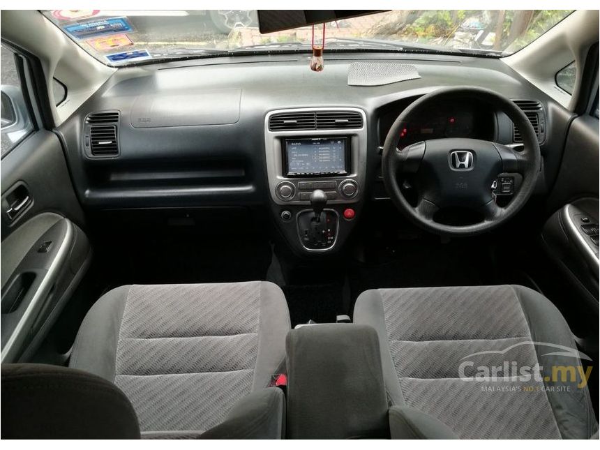 Honda Stream 2006 iV 2.0 in Kuala Lumpur Automatic MPV Silver for 