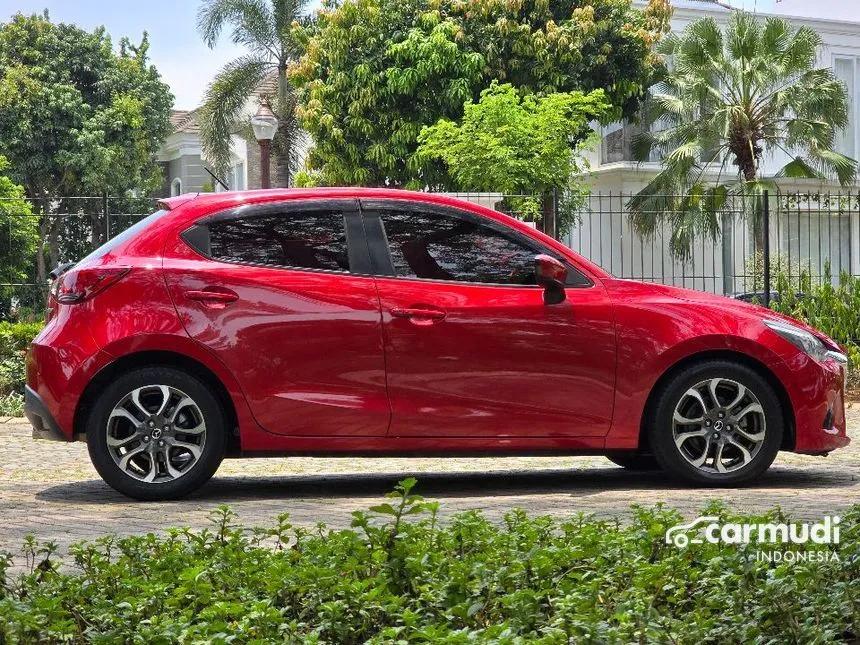 2016 Mazda 2 R Hatchback