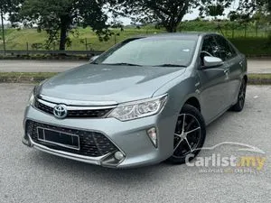 2015 Toyota Camry 2.5 Hybrid Sedan