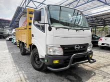 HINO WU302R 4.0 (M) TIP-TOP CONDITION WARRANTY