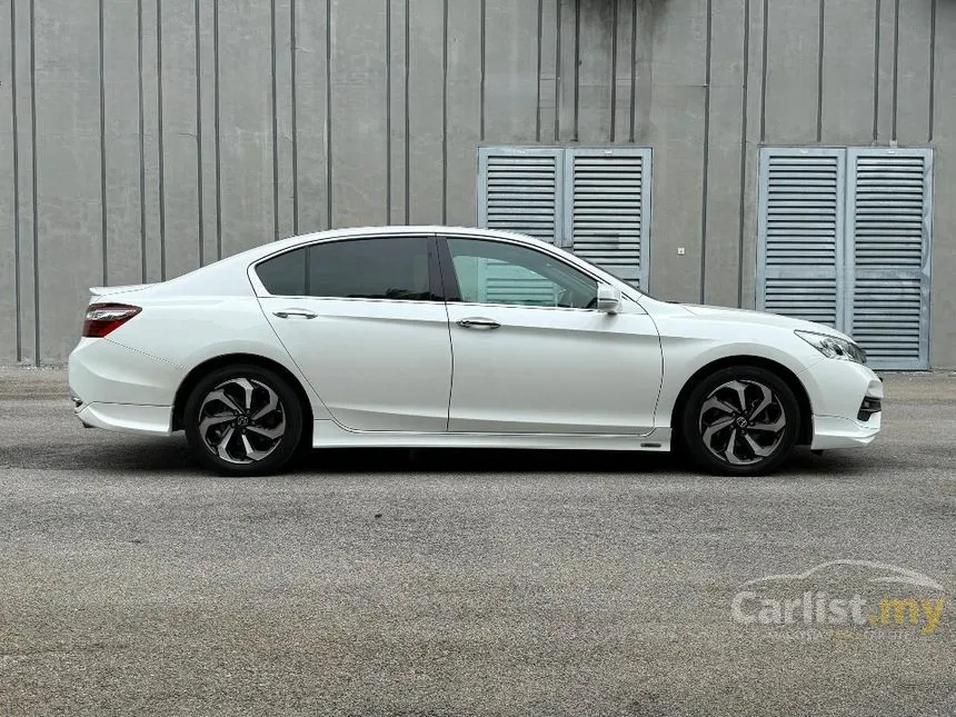 2017 Honda Accord VTi-L Sedan
