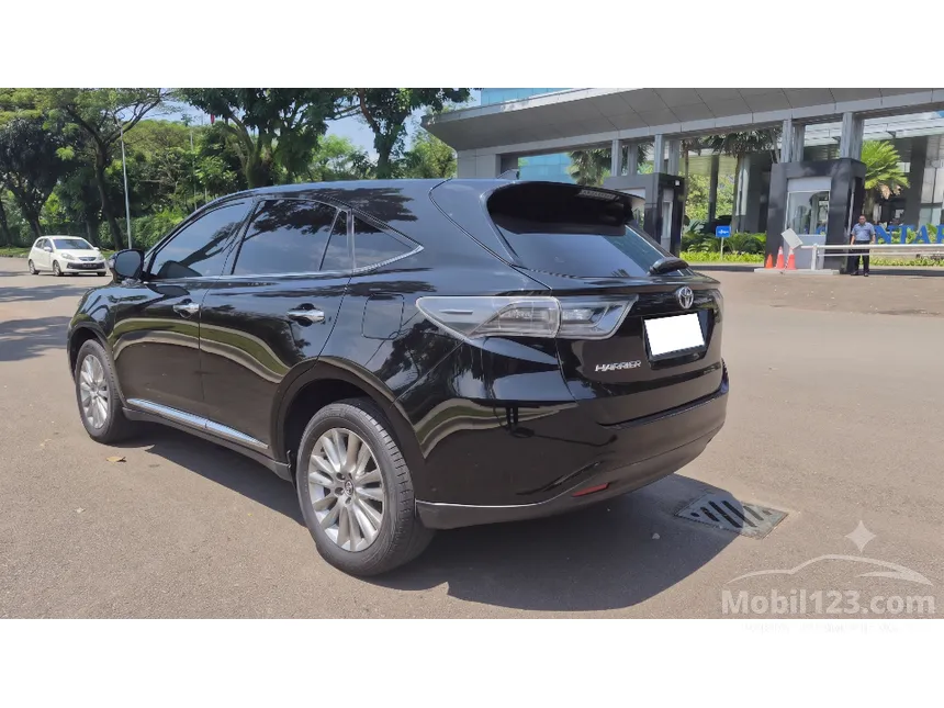 2014 Toyota Harrier SUV