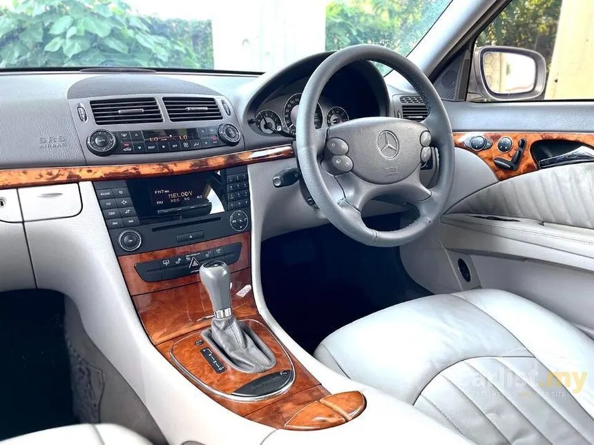 2006 Mercedes-Benz E200K Elegance Sedan