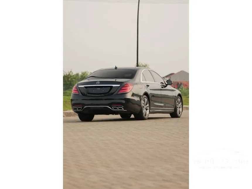 2016 Mercedes-Benz S400L Exclusive Sedan