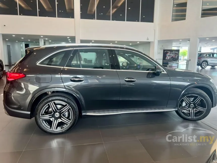2026 Mercedes-Benz GLC200 4MATIC SUV
