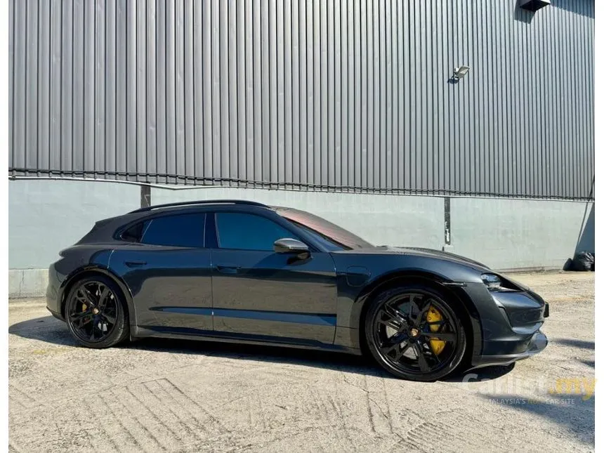 2022 Porsche Taycan Turbo Cross Turismo Wagon