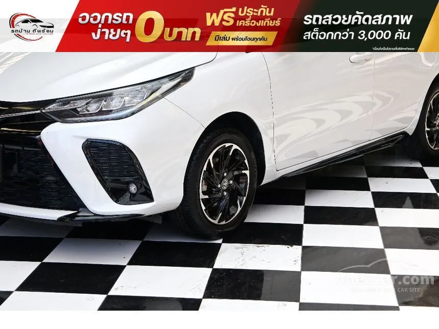 2022 Toyota YARIS Sport Premium Hatchback