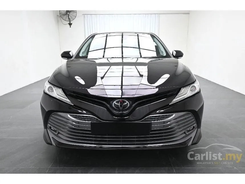 2020 Toyota Camry V Sedan