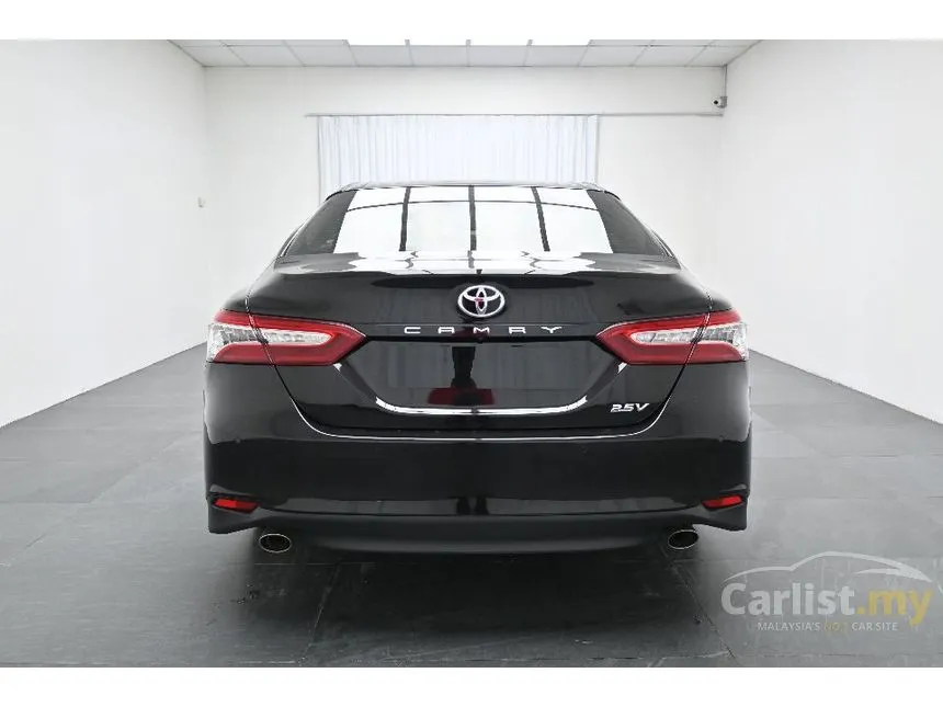 2020 Toyota Camry V Sedan