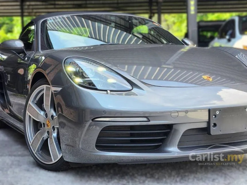 2021 Porsche 718 Boxster Convertible