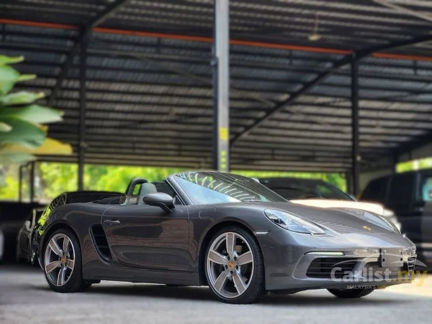 2021 Porsche 718 Boxster Convertible