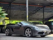 2021 Porsche 718 2.0 Boxster Convertible