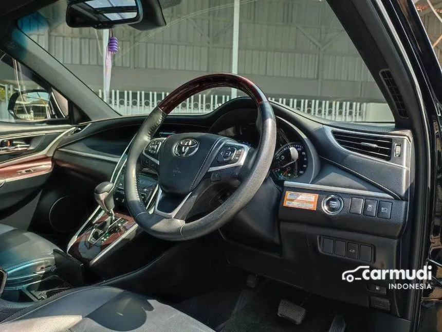 2014 Toyota Harrier SUV