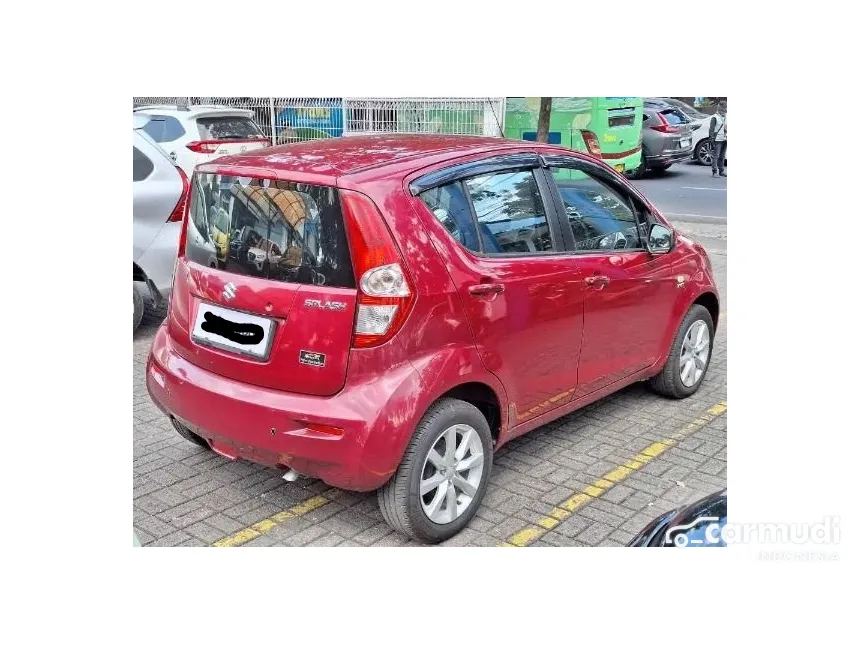 2015 Suzuki Splash Hatchback