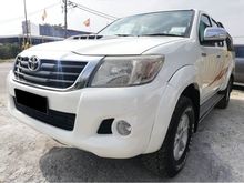 2013 Toyota Hilux 2.5(A)G VNT 4X4 Pickup Truck FACELIFT TRD SPORTIVO