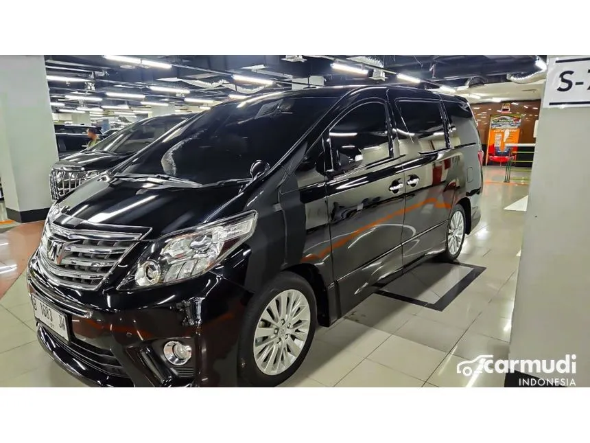 2012 Toyota Alphard SC MPV