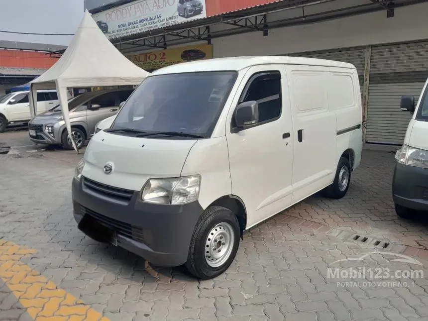 Jual Mobil Daihatsu Gran Max 2016 AC 1.3 di Banten Manual Van Putih Rp 69.000.000