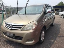 2010 Toyota Innova 2.0 G MPV -- WELL MAINTAINED --